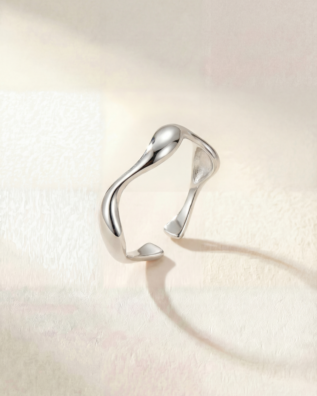 Velina ring