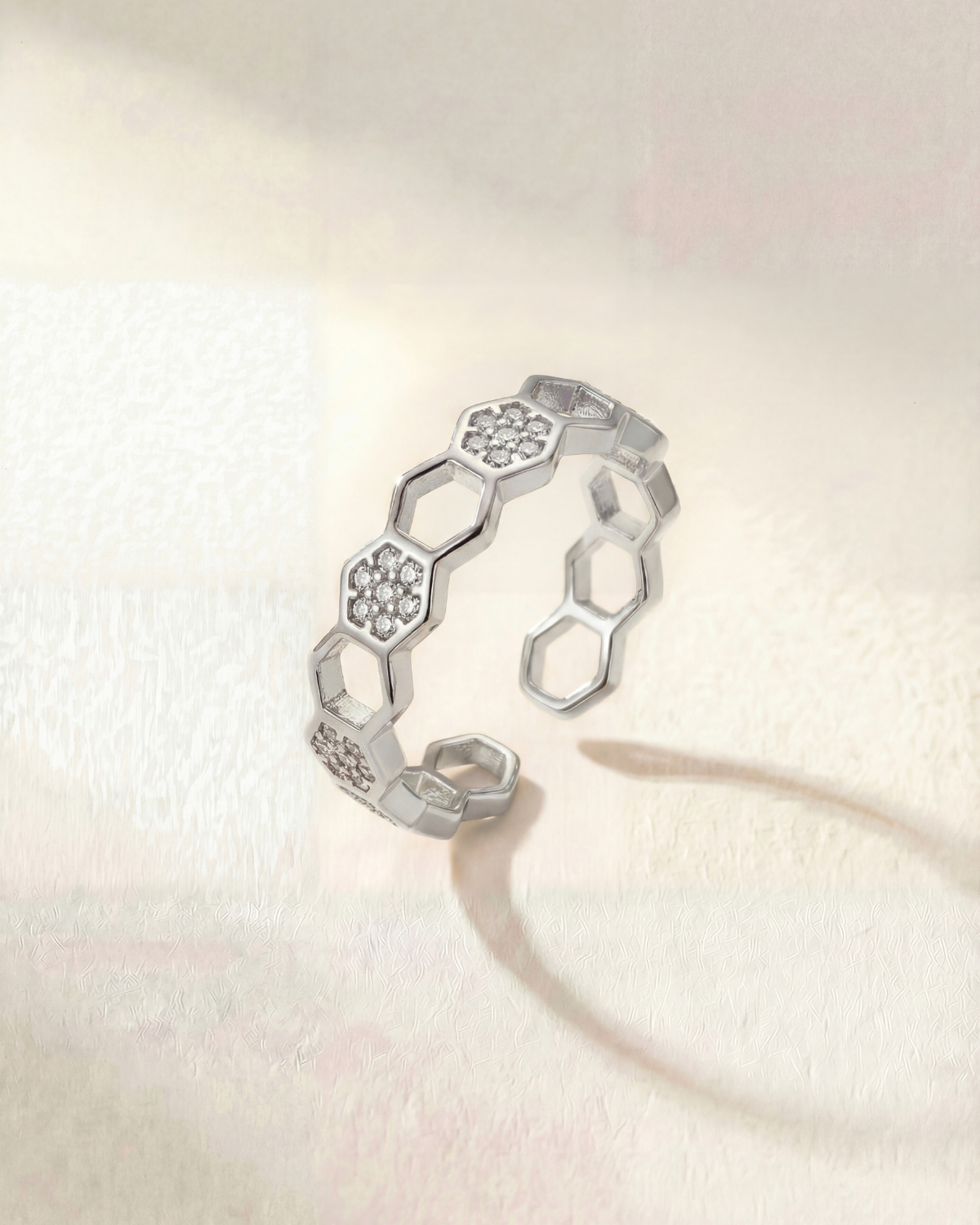Nelaya ring